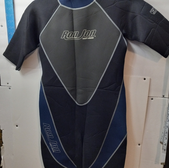Ron Jon Surf Shop Youth's Wetsuit 16 Black Shorty Titanium 2.2 Stretch Swimming - Picture 16 of 16